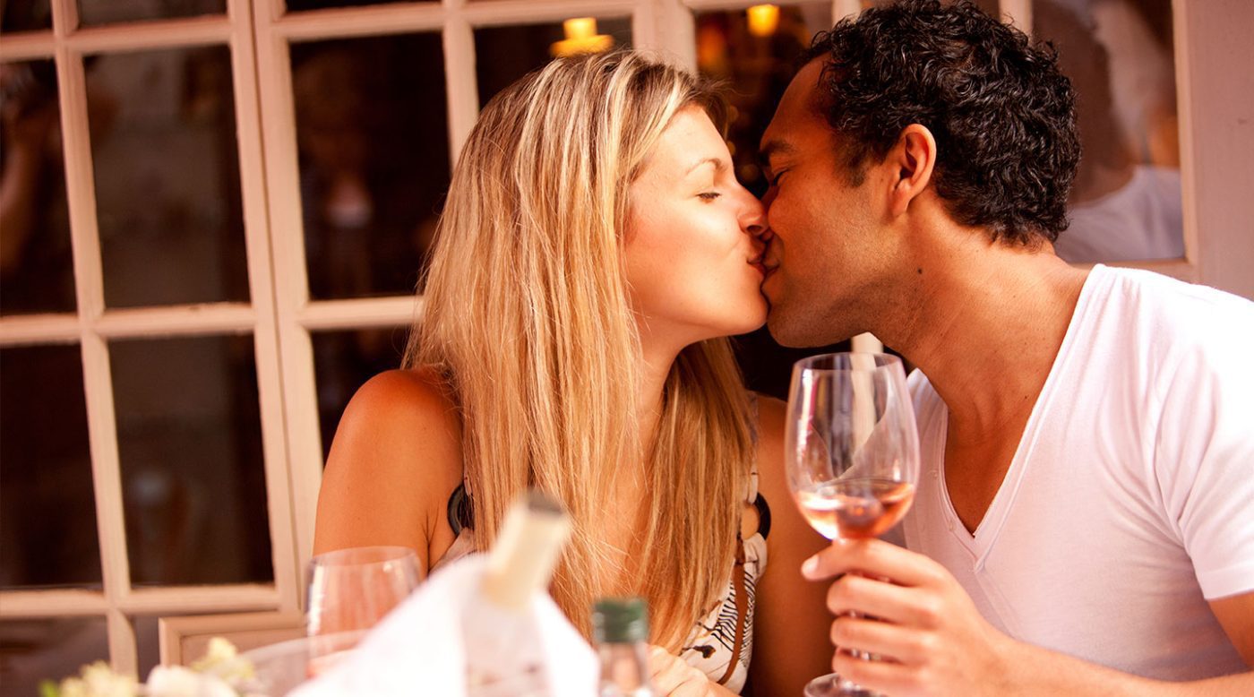 Como Ter Coragem Para Convidar um Homem Para Sair